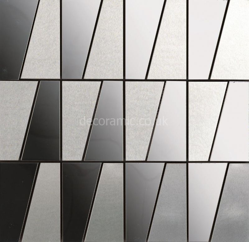 Emphasis Discovery 186537 31.5x30.8 cm by Dune