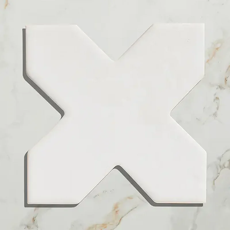 Fez porcelain cross white glossy single tile