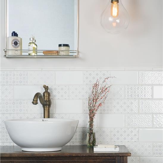 Winchester Bicton on Helmingham Tile 150x75 mm W.CLHE1505 Winchester Tiles